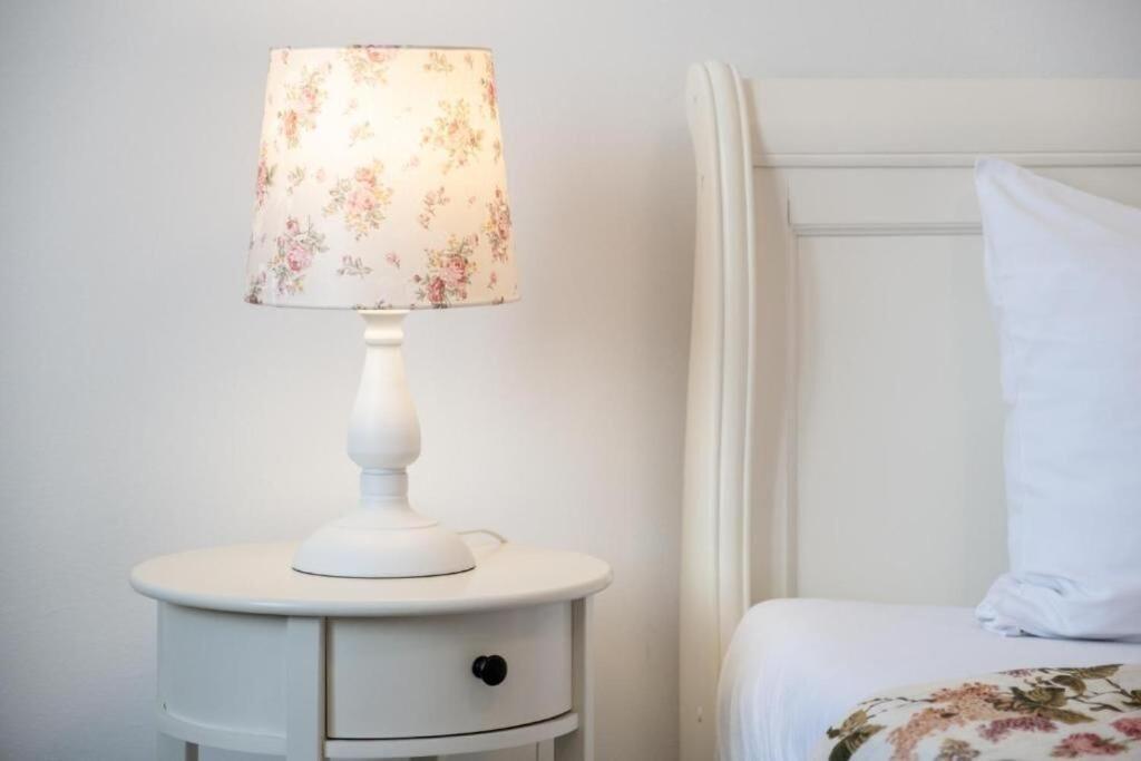 Apartments And Room Poesia Split Bagian luar foto